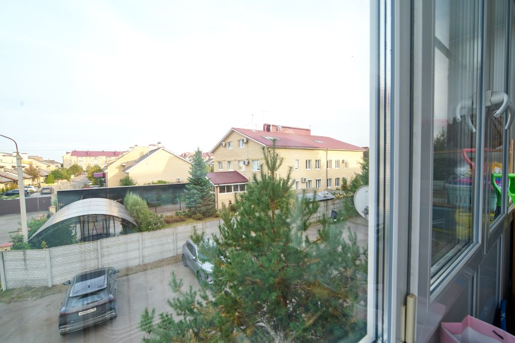 Продажа 1-комнатной квартиры, Красный Бор, Радужная ул,  2