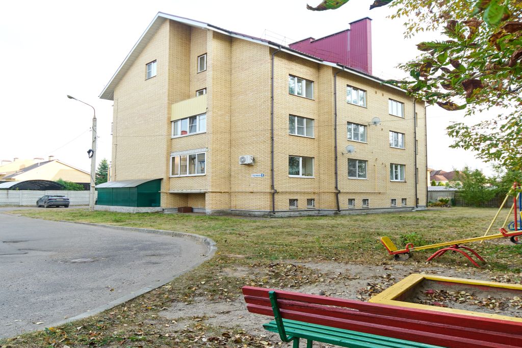 Продажа 1-комнатной квартиры, Красный Бор, Радужная ул,  2