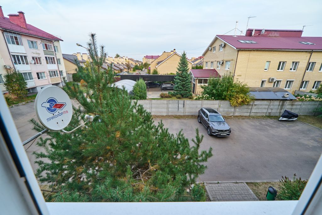 Продажа 1-комнатной квартиры, Красный Бор, Радужная ул,  2