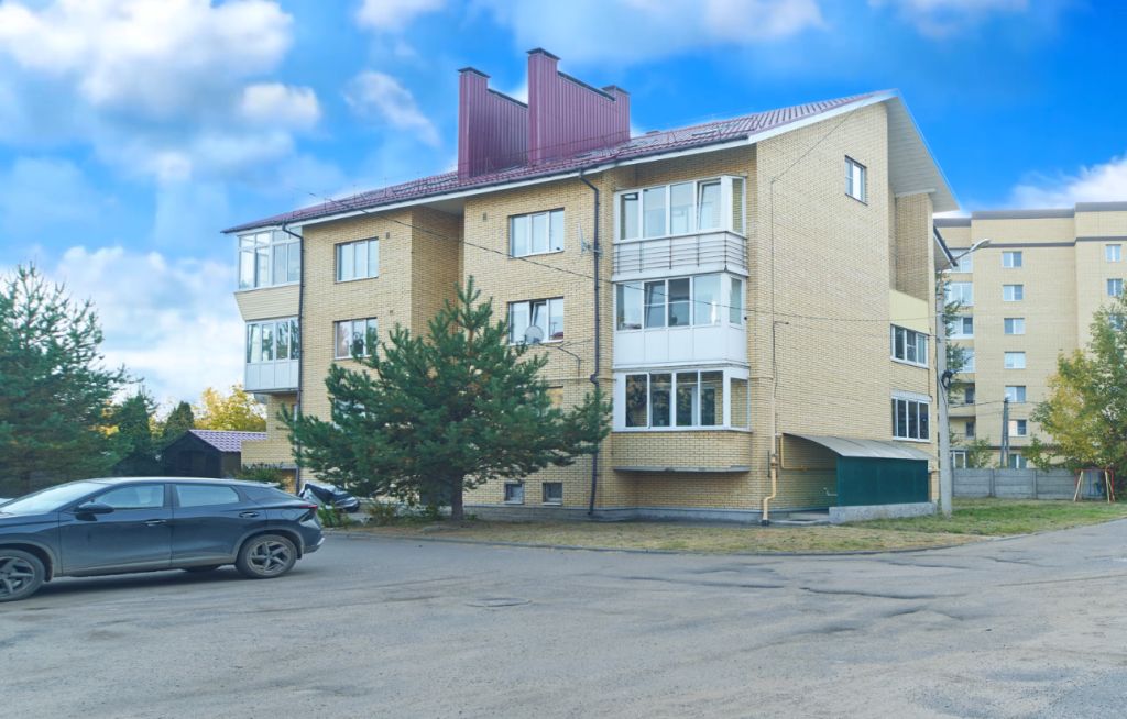 Продажа 1-комнатной квартиры, Красный Бор, Радужная ул,  2