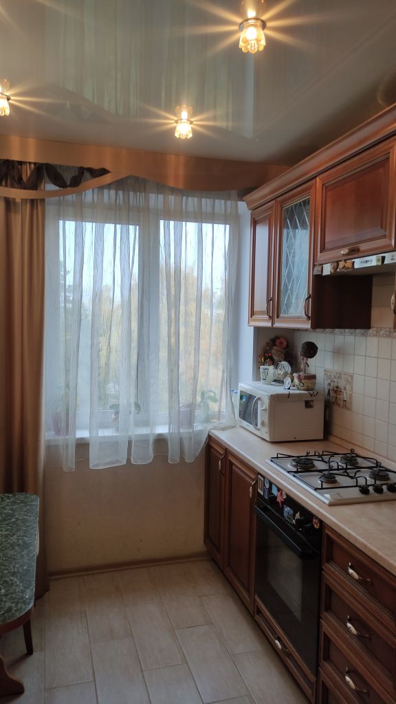 Продажа 3-комнатной квартиры, Нижний Новгород, Коминтерна ул,  22