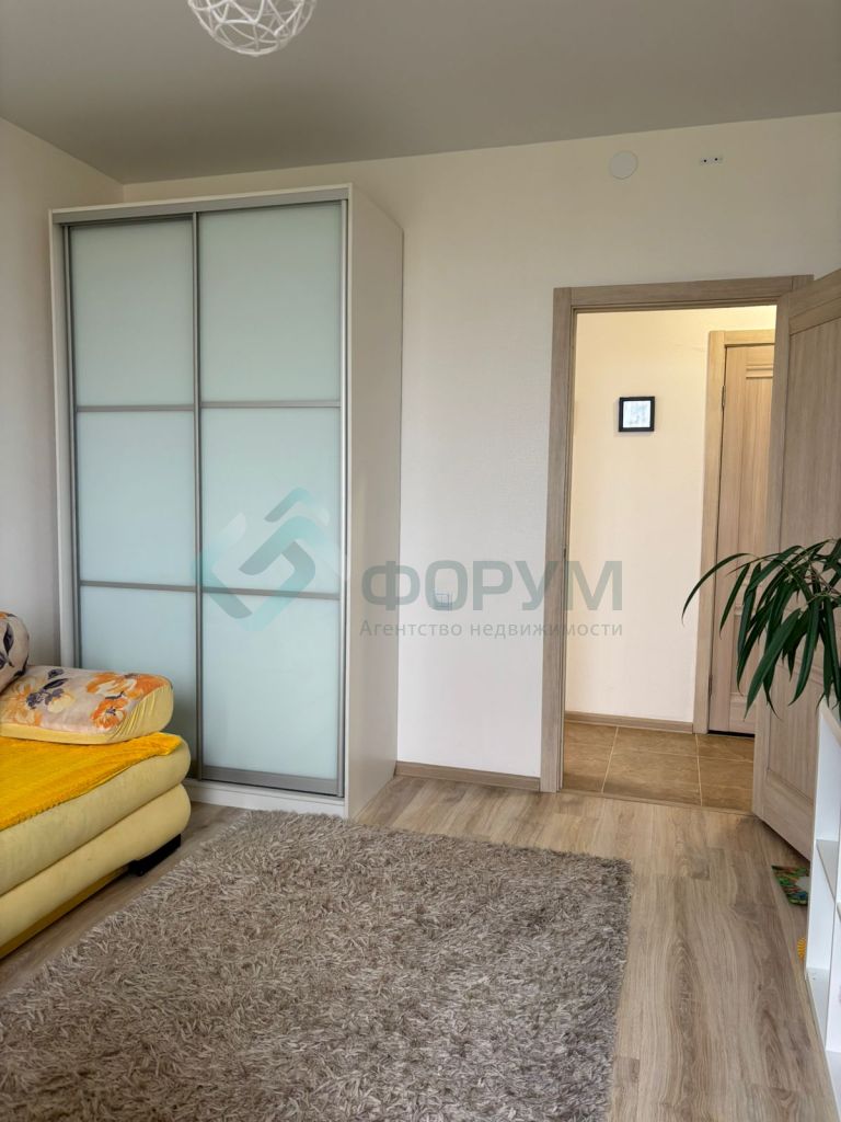 Продажа 3-комнатной квартиры, Анкудиновка, Русская ул,  15