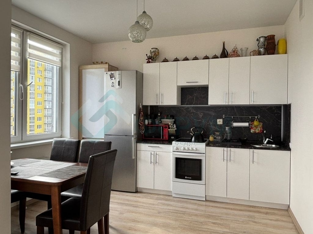 Продажа 3-комнатной квартиры, Анкудиновка, Русская ул,  15