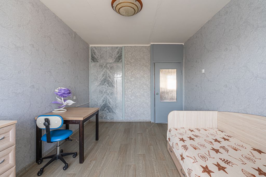 Аренда 3-комнатной квартиры, Ярославль, Суркова ул,  7