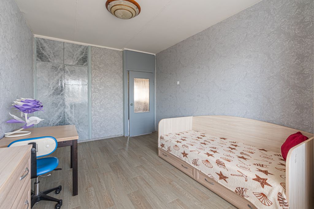 Аренда 3-комнатной квартиры, Ярославль, Суркова ул,  7