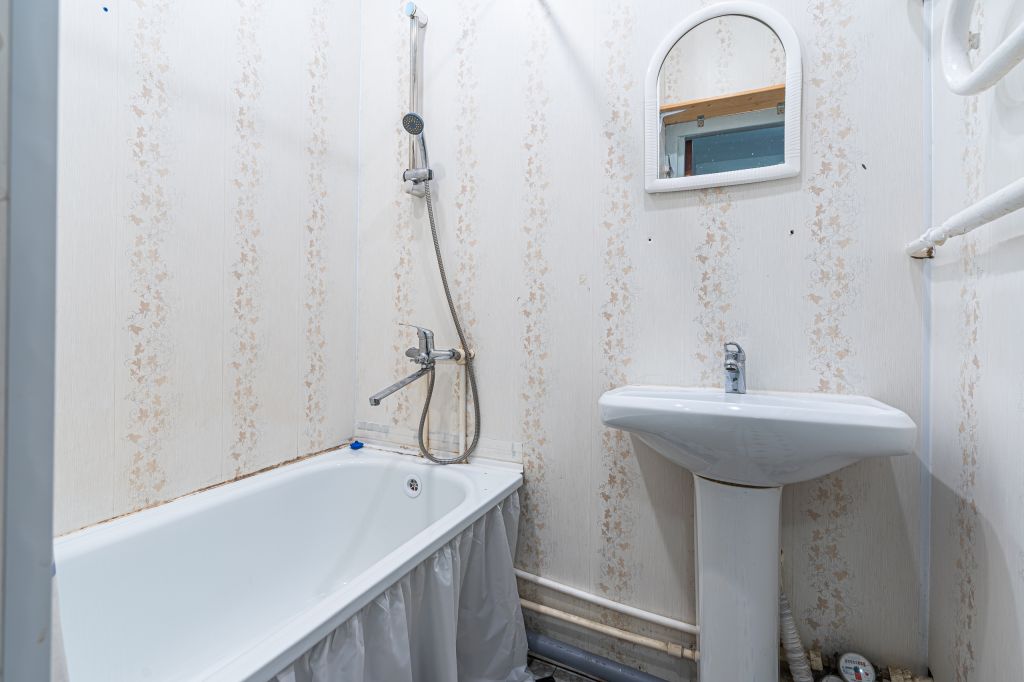 Аренда 3-комнатной квартиры, Ярославль, Суркова ул,  7