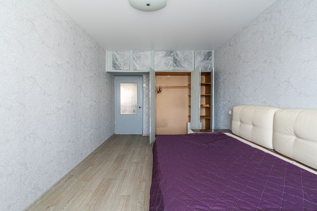 Аренда 3-комнатной квартиры, Ярославль, Суркова ул,  7