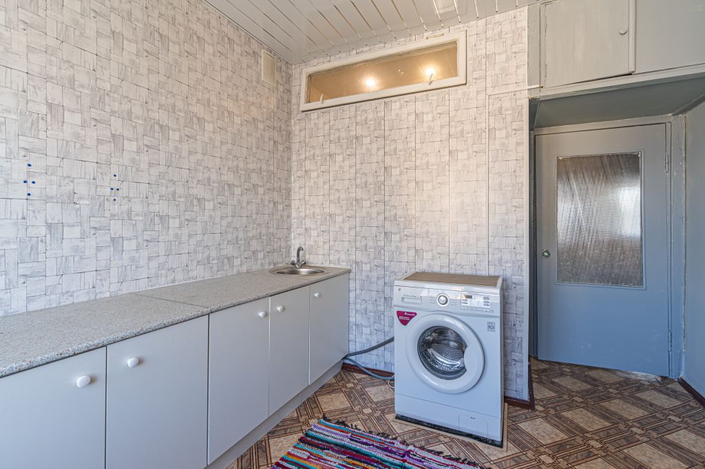 Аренда 3-комнатной квартиры, Ярославль, Суркова ул,  7