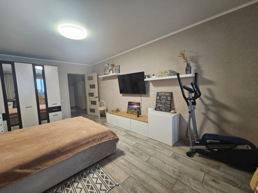 Продажа 1-комнатной квартиры, Энгельс, Химиков пр-кт,  3/23