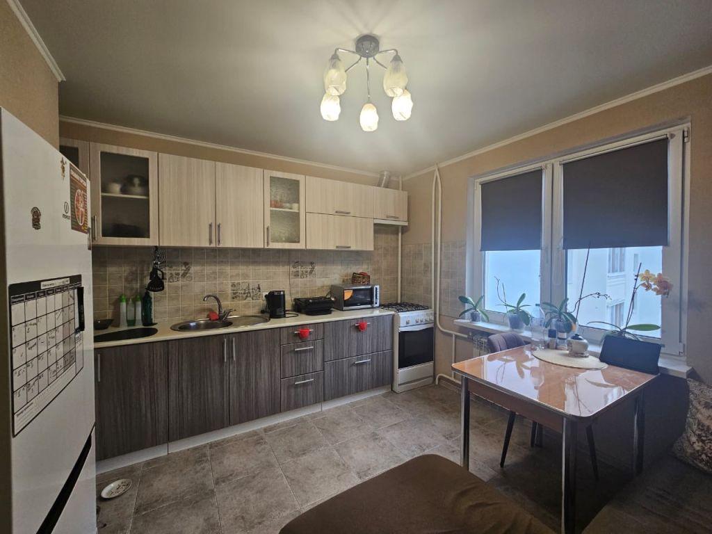 Продажа 1-комнатной квартиры, Энгельс, Химиков пр-кт,  3/23