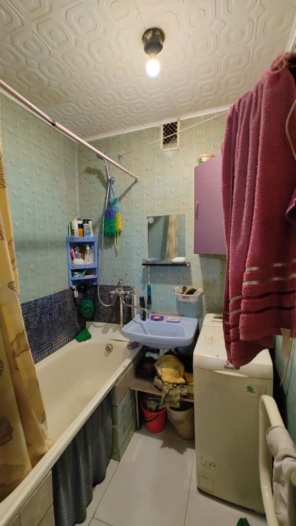 Продажа комнаты, 13м <sup>2</sup>, Саратов, Крымская ул,  25