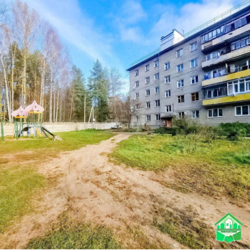 Продажа 2-комнатной квартиры, Сосновый Бор,  1