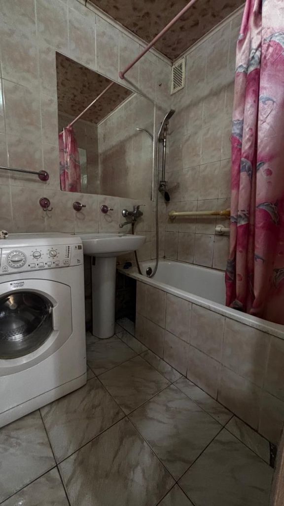 Продажа 4-комнатной квартиры, Дзержинск, Свердлова пр-кт,  72