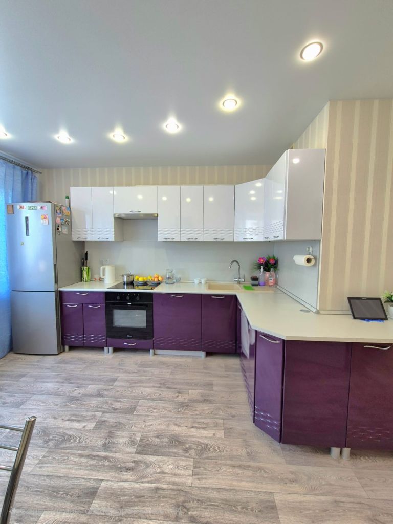 Продажа 3-комнатной квартиры, Иваново, Парижской Коммуны ул,  41