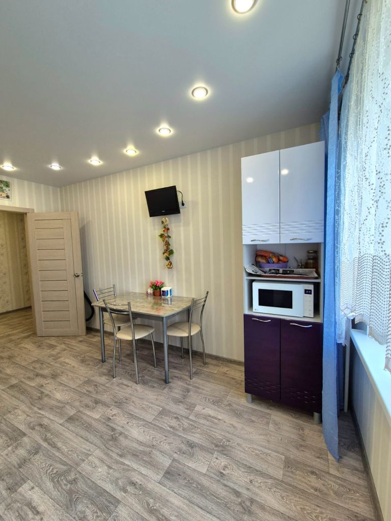 Продажа 3-комнатной квартиры, Иваново, Парижской Коммуны ул,  41