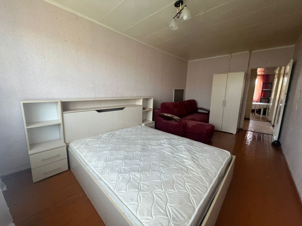 Продажа 3-комнатной квартиры, Слободка,  7