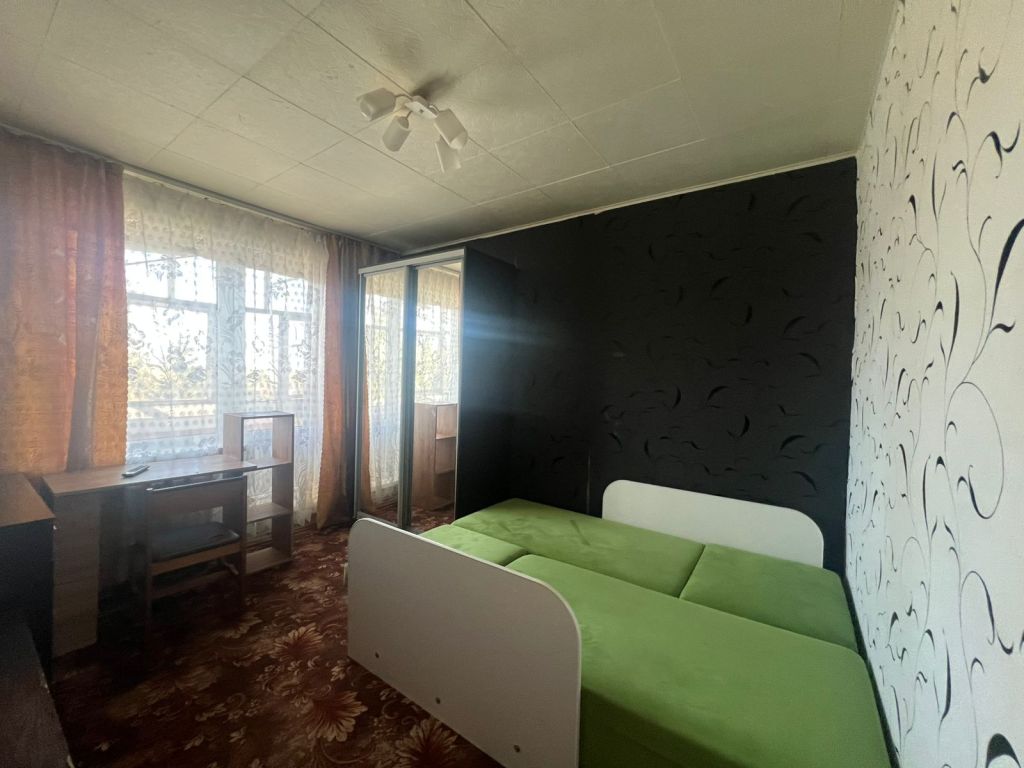 Продажа 3-комнатной квартиры, Слободка,  7