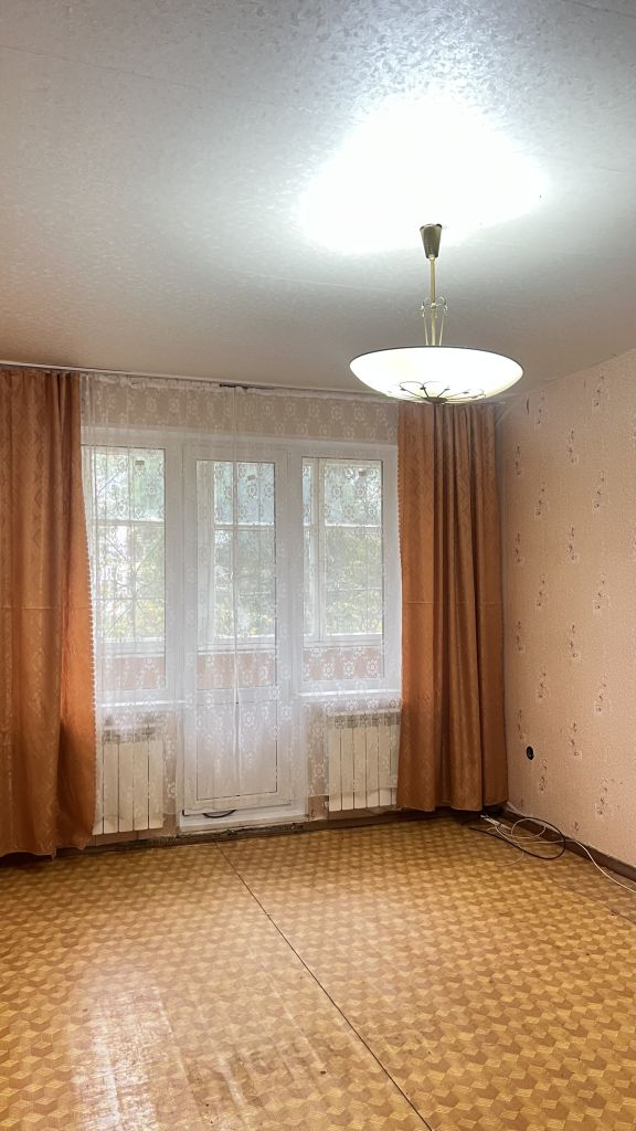 Продажа 2-комнатной квартиры, Нижний Новгород, Юбилейный бульвар,  11