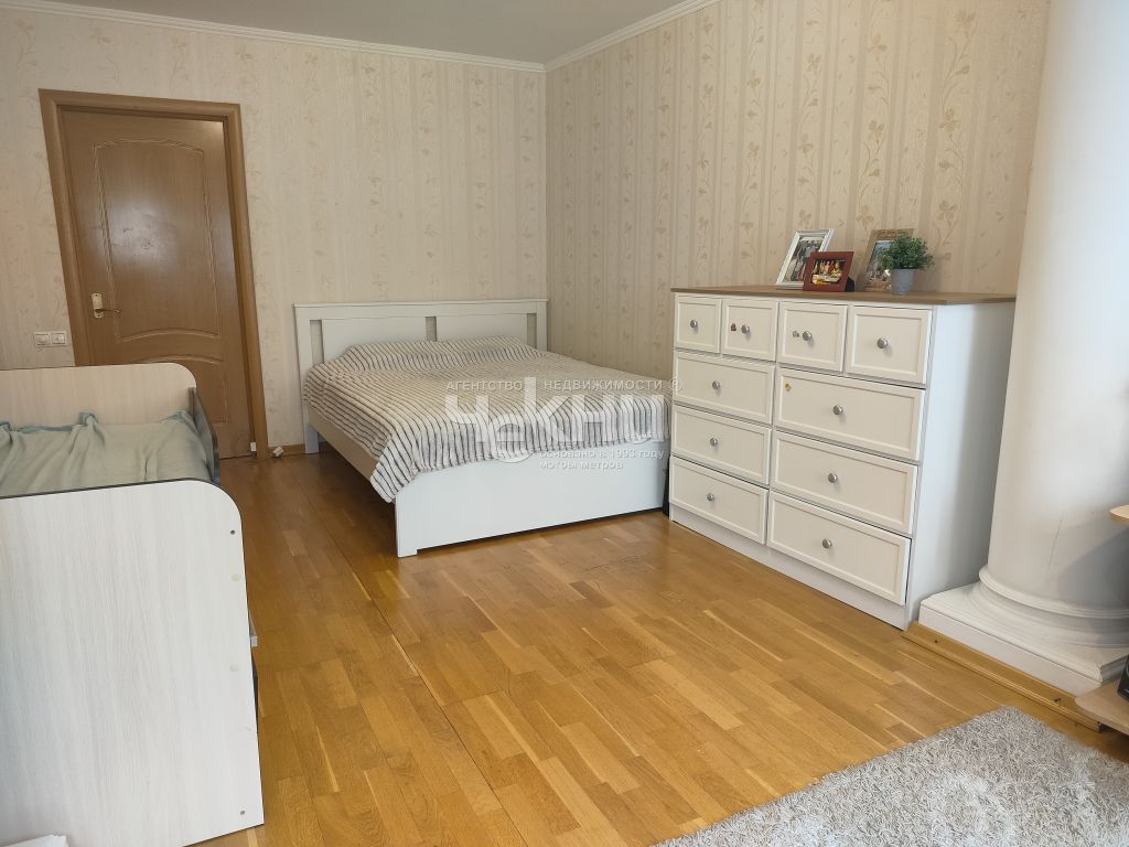 Продажа 1-комнатной квартиры, Нижний Новгород, Родионова ул,  193к2