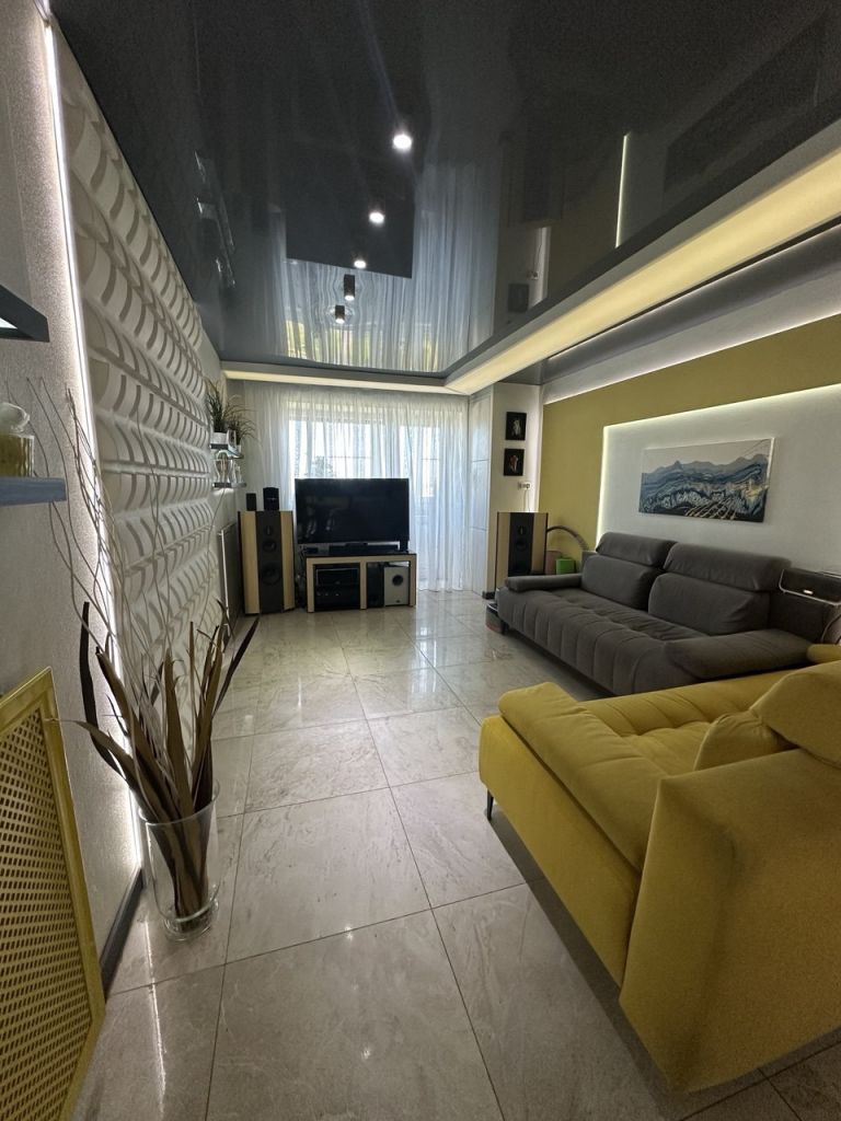 Продажа 3-комнатной квартиры, Дзержинск, Октябрьская ул,  5б