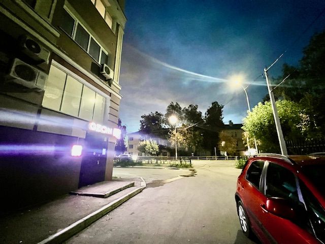 Продажа 2-комнатной квартиры, Бор, Коммунистическая ул,  8