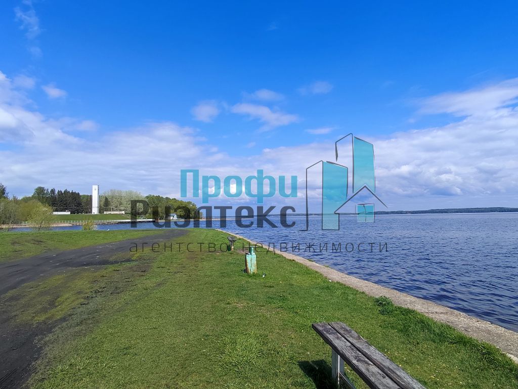 Продажа 2-комнатной квартиры, Пучеж, Приволжская ул,  2