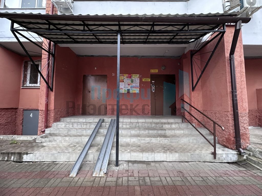 Аренда коммерческой недвижимости, 64м <sup>2</sup>, Нижний Новгород, Мещерский бульвар,  3 к 2