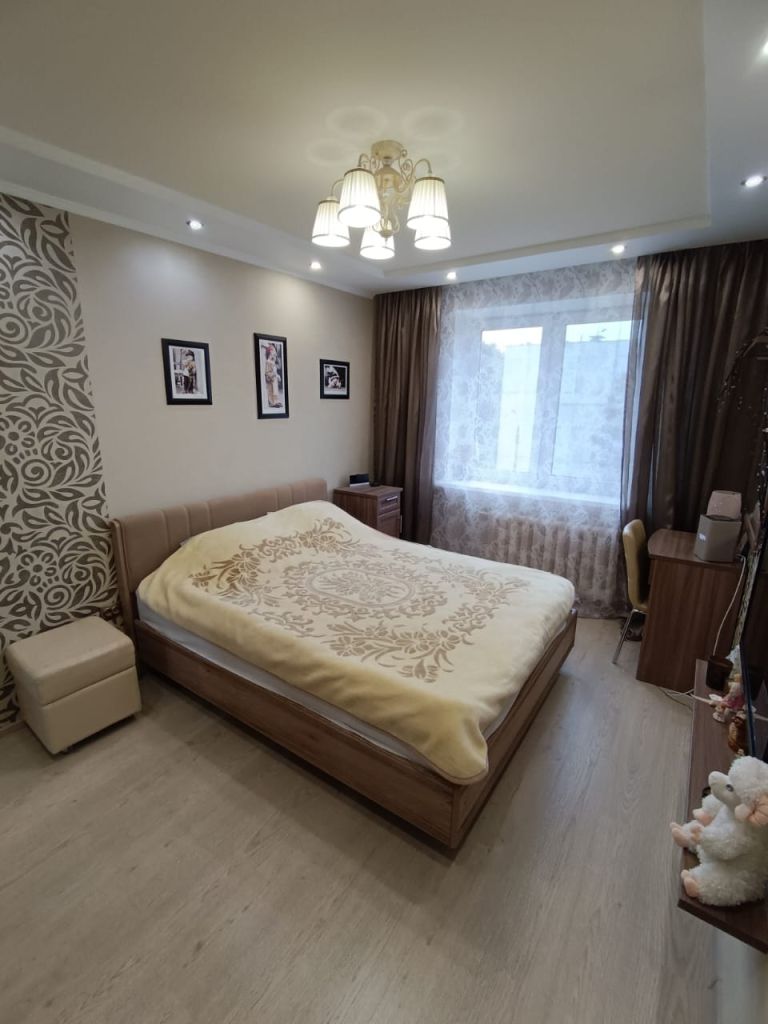 Продажа 3-комнатной квартиры, Тверь, Оборонная ул,  8