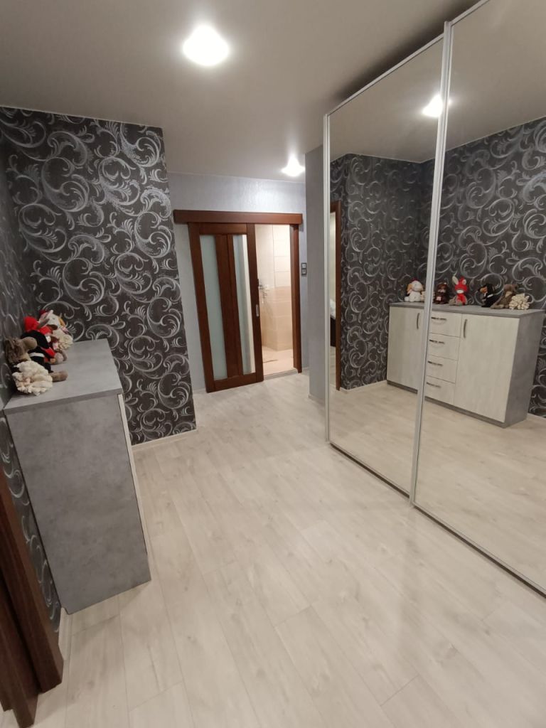 Продажа 3-комнатной квартиры, Тверь, Оборонная ул,  8