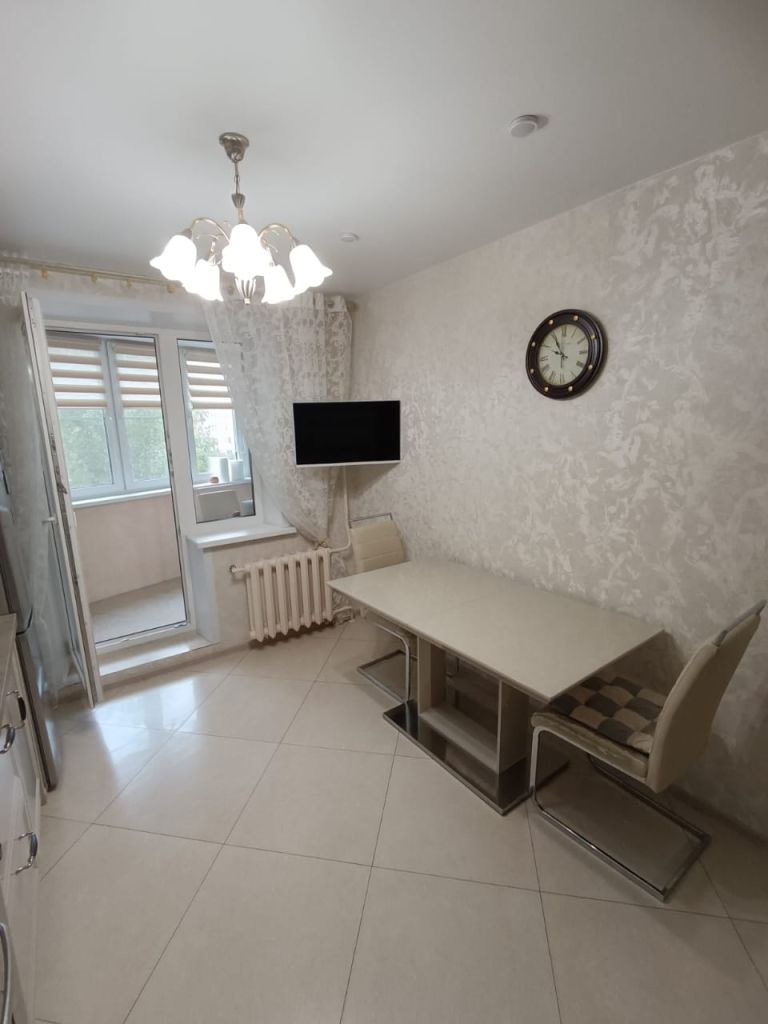 Продажа 3-комнатной квартиры, Тверь, Оборонная ул,  8