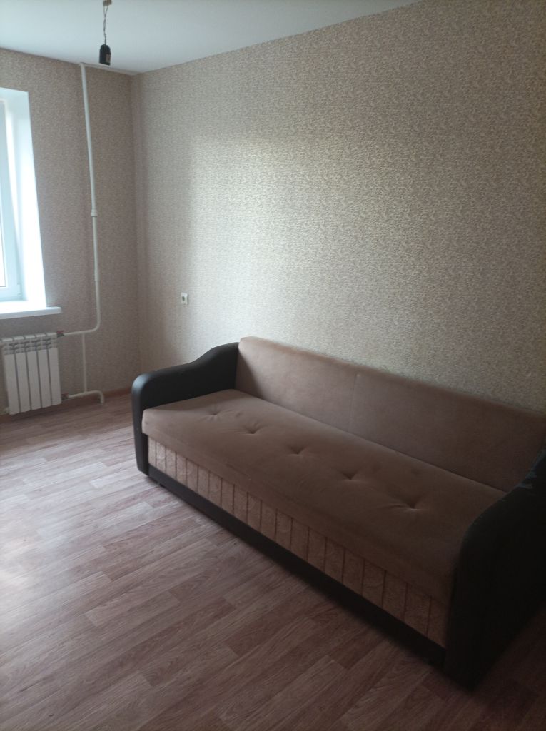 Продажа 3-комнатной квартиры, Саратов, Весенняя ул,  10б