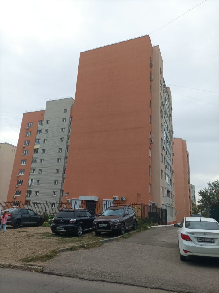 Продажа 3-комнатной квартиры, Саратов, Весенняя ул,  10б