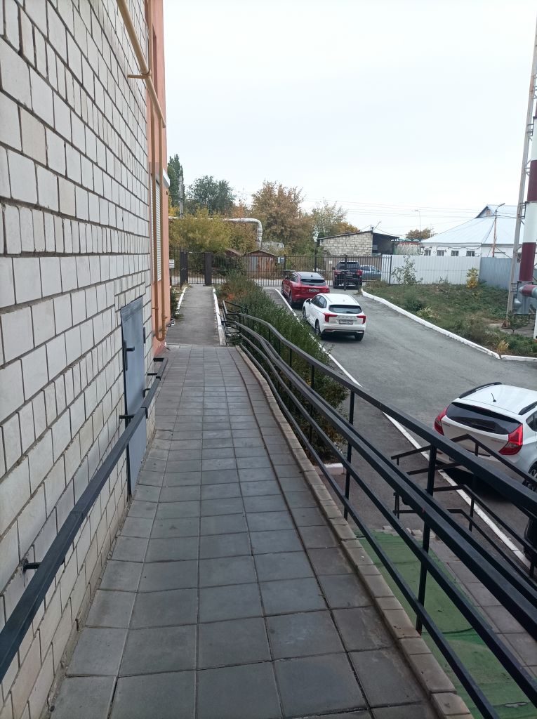 Продажа 3-комнатной квартиры, Саратов, Весенняя ул,  10б