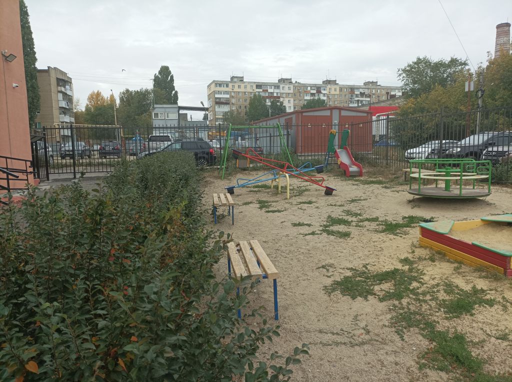 Продажа 3-комнатной квартиры, Саратов, Весенняя ул,  10б