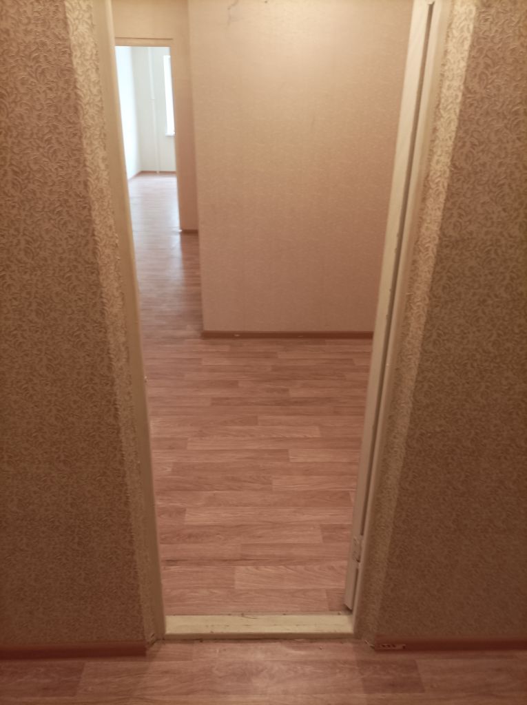 Продажа 3-комнатной квартиры, Саратов, Весенняя ул,  10б