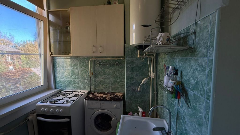 Продажа комнаты, 13м <sup>2</sup>, Нижний Новгород, Адмирала Нахимова ул,  24