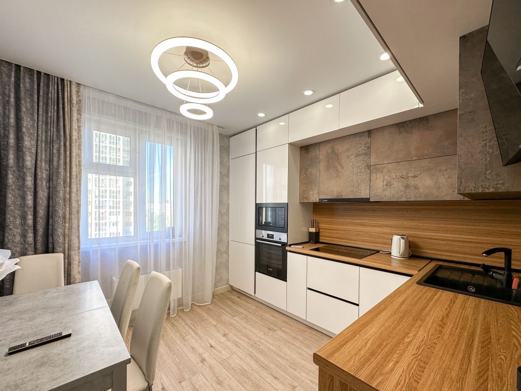 Продажа 2-комнатной квартиры, Нижний Новгород, Южный бульвар,  18