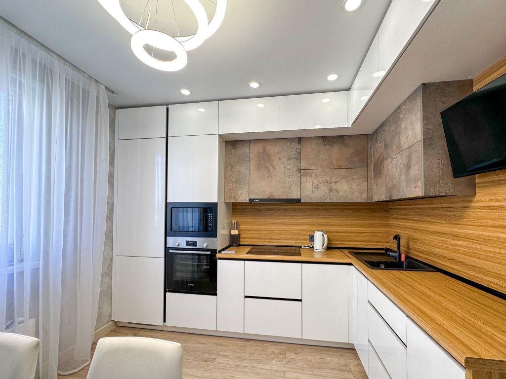 Продажа 2-комнатной квартиры, Нижний Новгород, Южный бульвар,  18