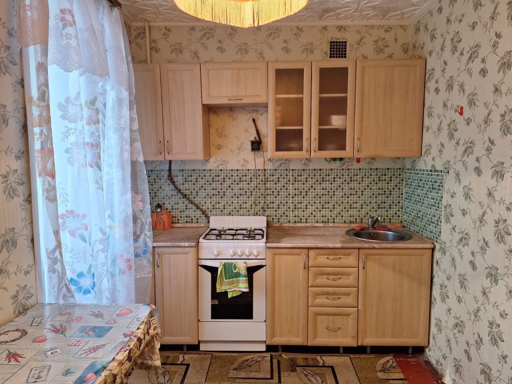 Продажа 1-комнатной квартиры, Дзержинск, Молодежная ул,  13