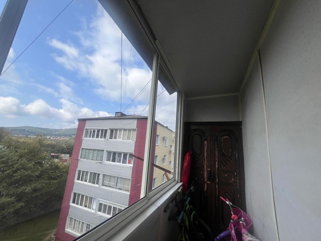 Продажа 4-комнатной квартиры, Находка, Мичурина ул,  20