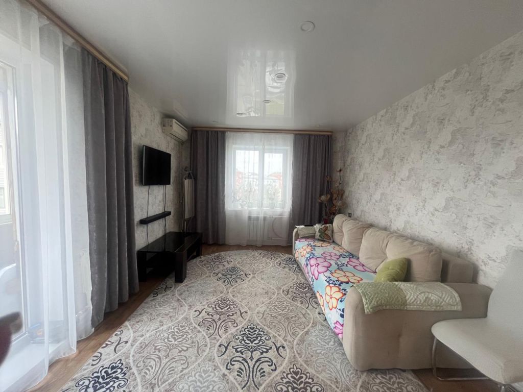 Продажа 4-комнатной квартиры, Находка, Мичурина ул,  20