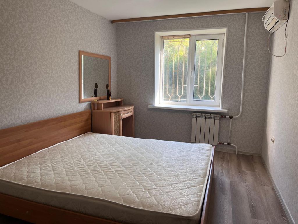 Продажа 2-комнатной квартиры, Находка, Астафьева ул,  27