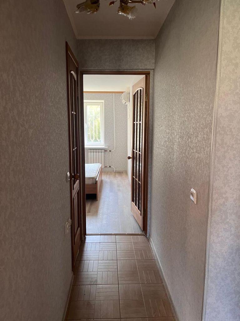 Продажа 2-комнатной квартиры, Находка, Астафьева ул,  27