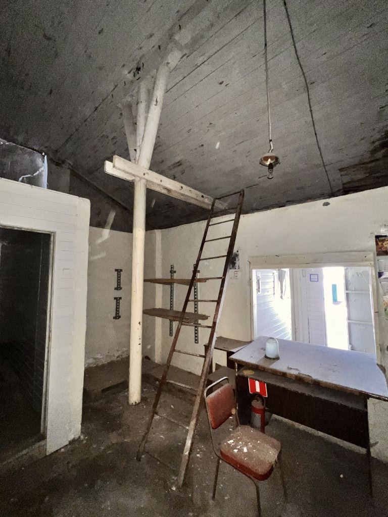 Продажа коммерческой недвижимости, 202м <sup>2</sup>, Новомосковск, Маяковского ул,  26