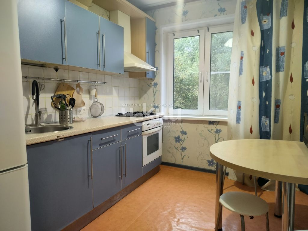 Продажа 2-комнатной квартиры, Нижний Новгород, Бринского ул,  1к2