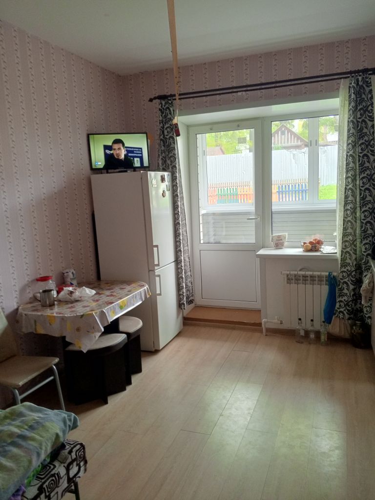 Продажа 1-комнатной квартиры, Углич, Красноармейский б-р,  13