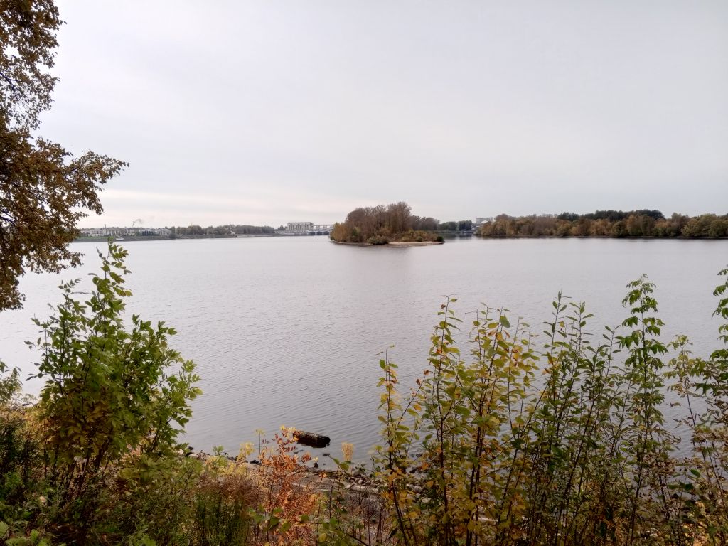 Продажа 1-комнатной квартиры, Углич, Красноармейский б-р,  13