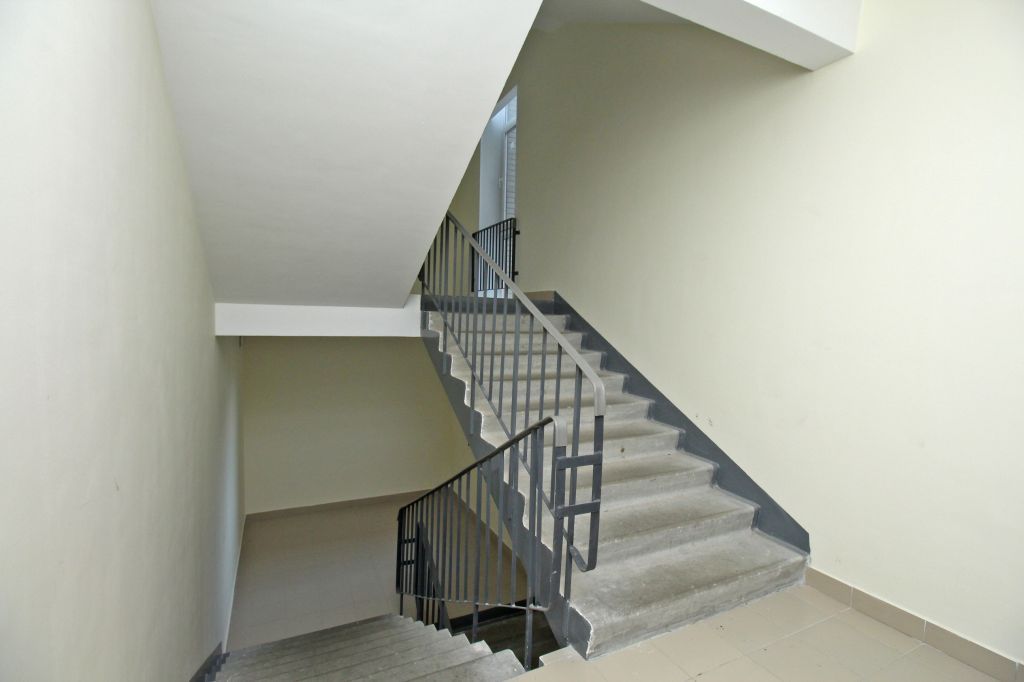 Продажа 3-комнатной квартиры, Красный Бор, Большая Заозерная ул,  39