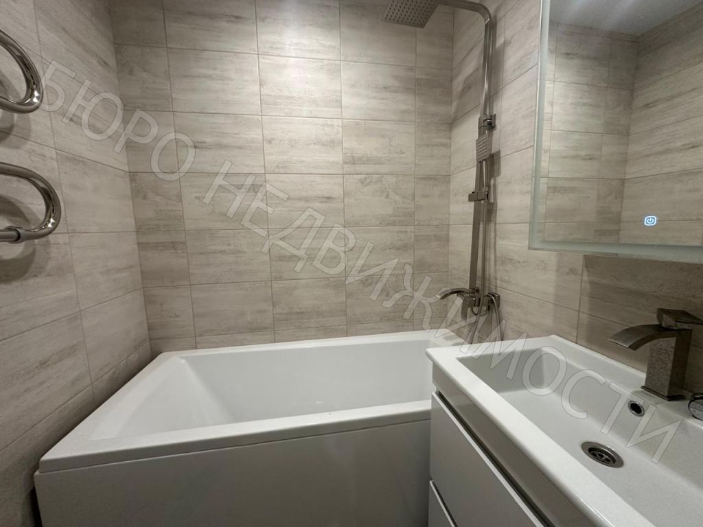 Продажа 2-комнатной квартиры, Балашов, Ленина ул,  120