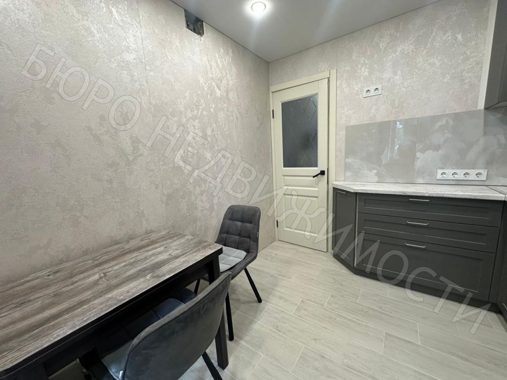 Продажа 2-комнатной квартиры, Балашов, Ленина ул,  120